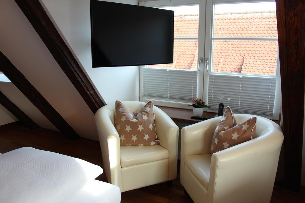 Hotel Schmales Haus Улм Стая снимка